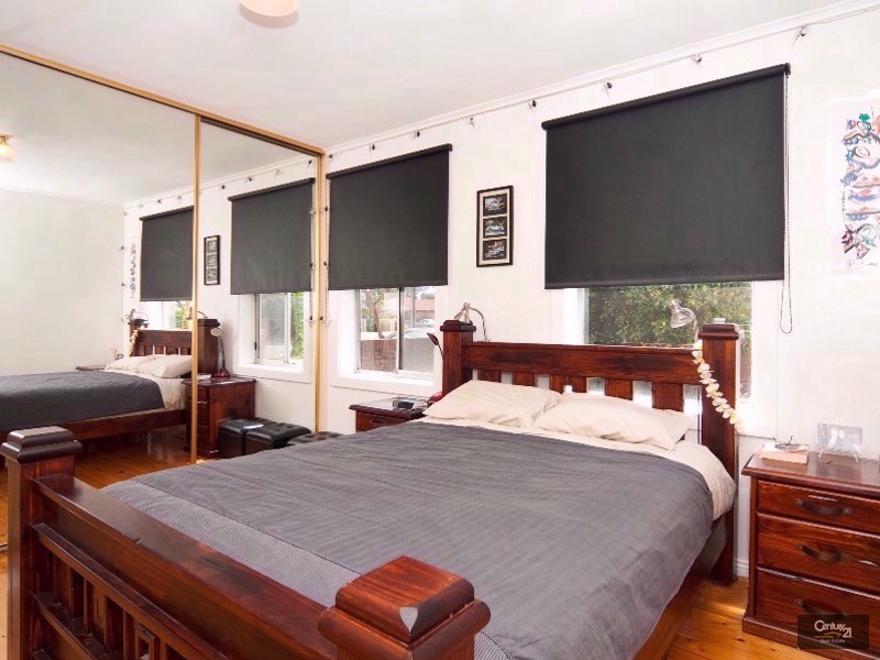 4 Sampson Road, Mitchell Park SA 5043