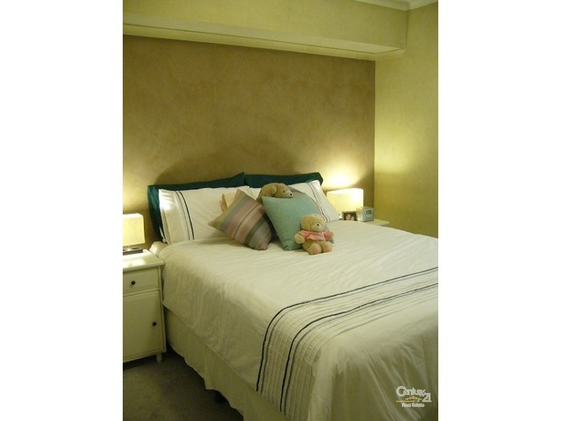 22/29 St Helena Place, Adelaide SA 5000