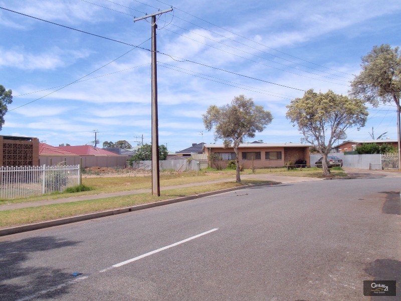 45 Dudley Crescent, Mansfield Park SA 5012