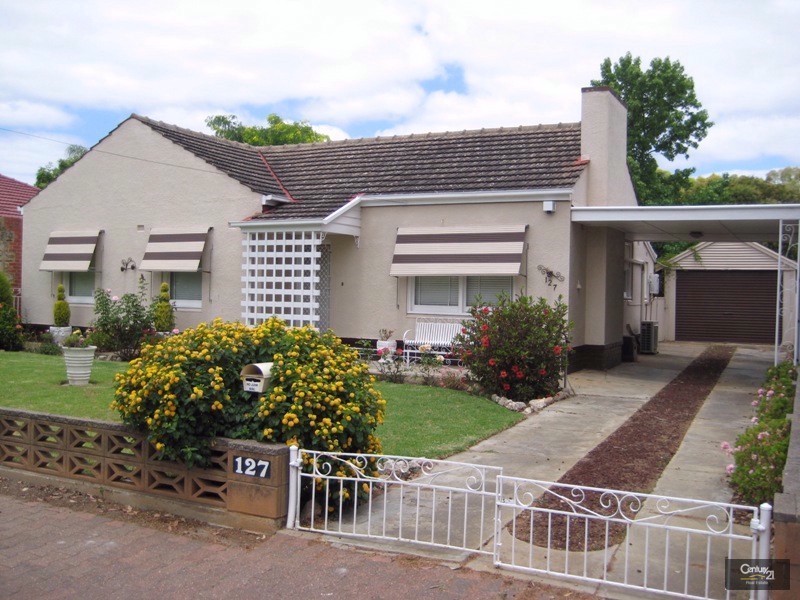127 Avenue Road, Clarence Gardens SA 5039