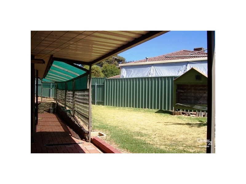 1 Parklands Crescent, Reynella SA 5161