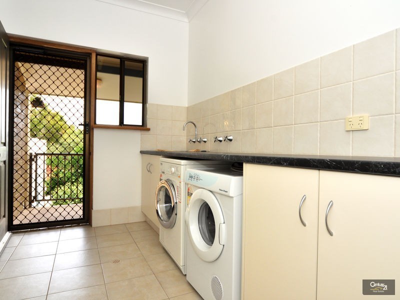 15 Bishop Street, Skye SA 5072