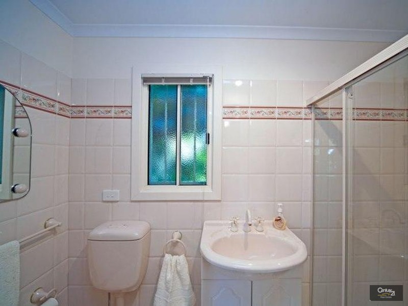 10 Eglington Avenue, Black Forest SA 5035