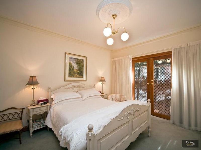 19 Hauteville Terrace, Eastwood SA 5063