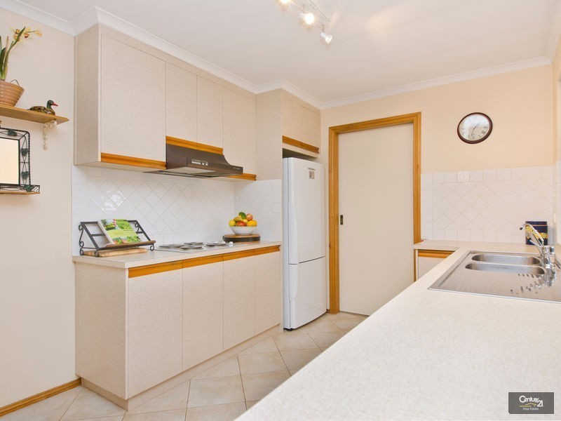 83 Monaco Circuit, Aberfoyle Park SA 5159