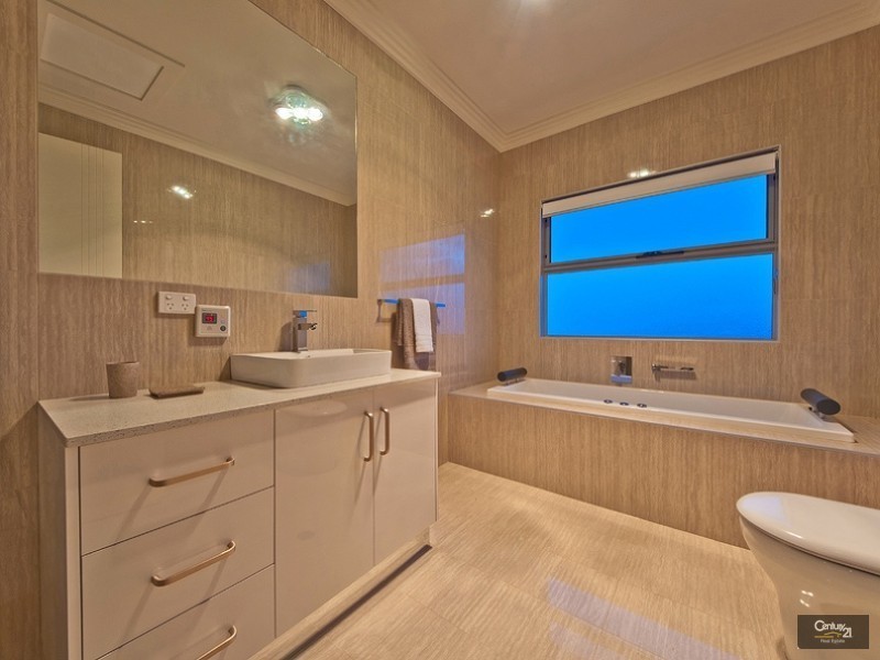 15a Joan Avenue, Glengowrie SA 5044