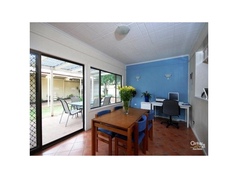 100 Avenue Road, Clarence Gardens SA 5039