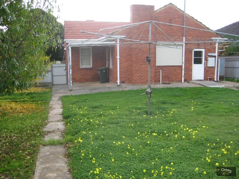 48 English Avenue, Clovelly Park SA 5042