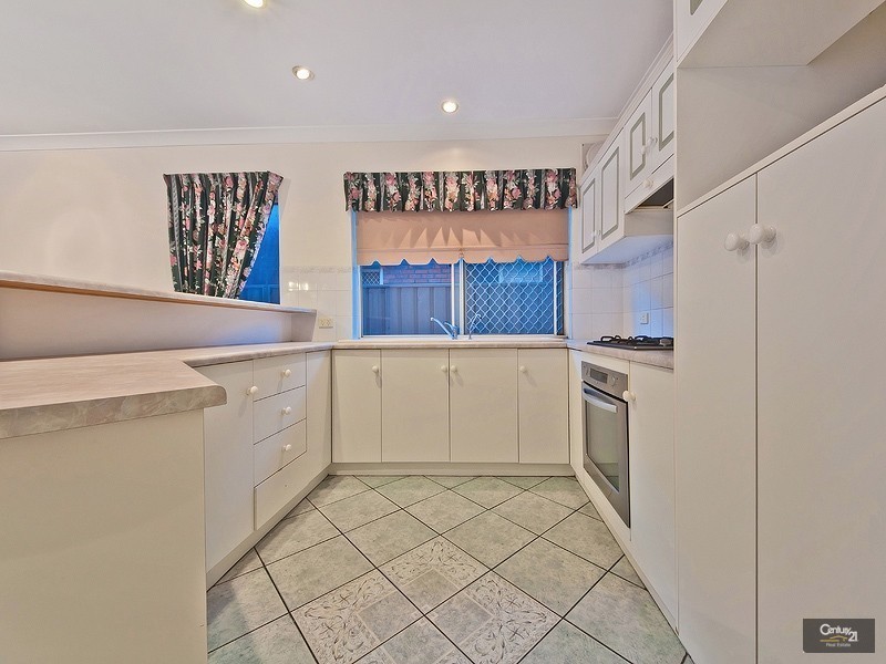 7 Old Hall Court, Oakden SA 5086