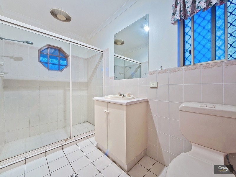 7 Old Hall Court, Oakden SA 5086