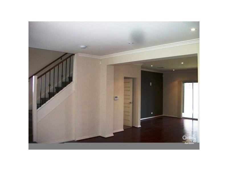 310 Oaklands Road, Park Holme SA 5043