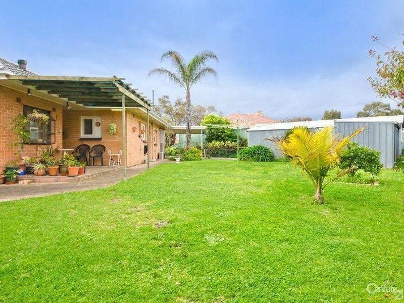 9 Nickels Avenue, Park Holme SA 5043