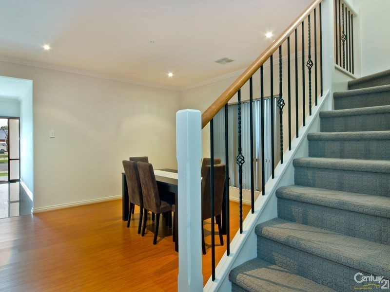 82 Tiparra Avenue, Park Holme SA 5043