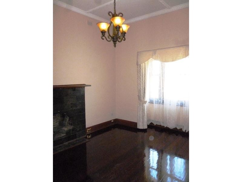 2 Laught Avenue, Black Forest SA 5035