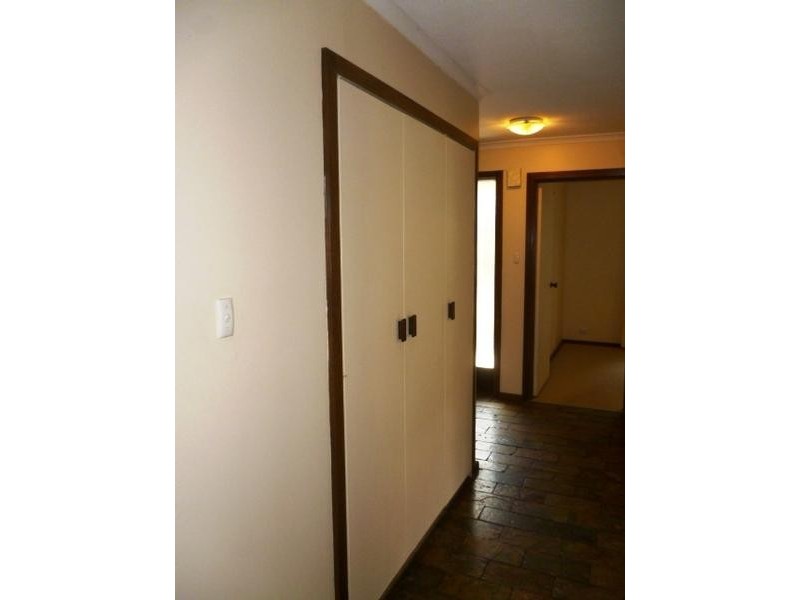 36 Oakridge Road, Aberfoyle Park SA 5159