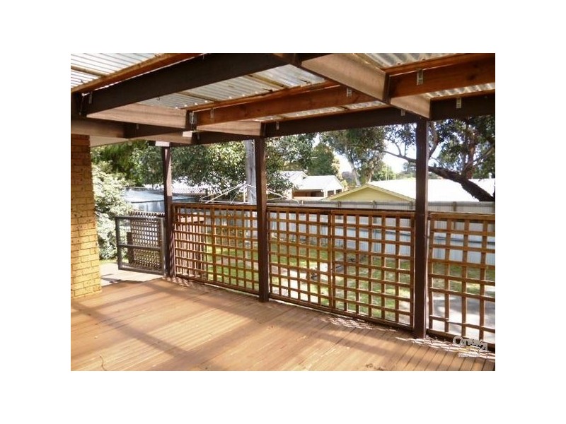 36 Oakridge Road, Aberfoyle Park SA 5159