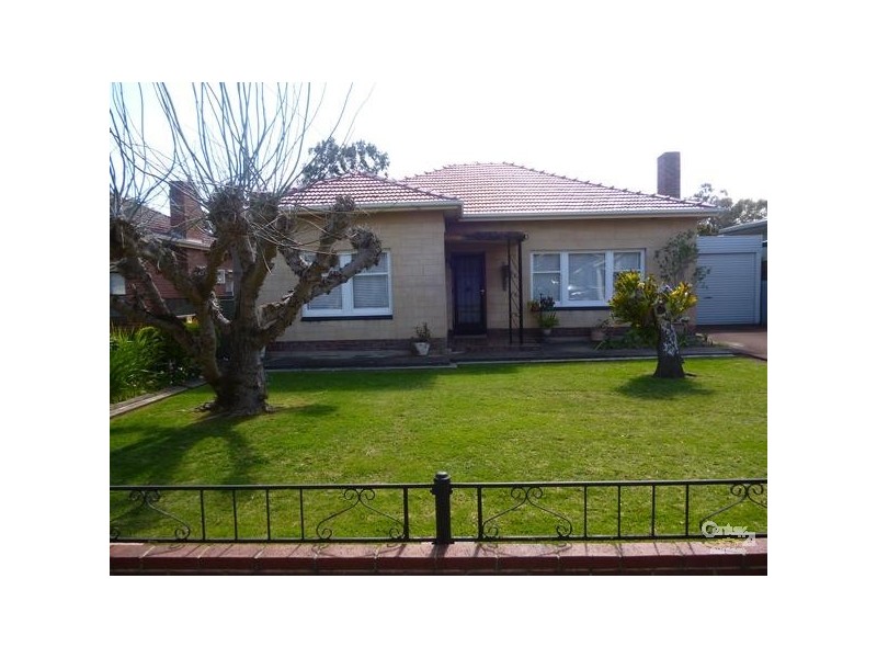 20 Laught Ave, Black Forest SA 5035