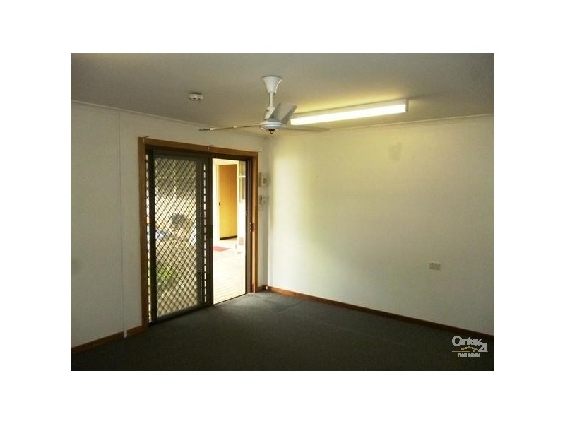 20 Laught Ave, Black Forest SA 5035