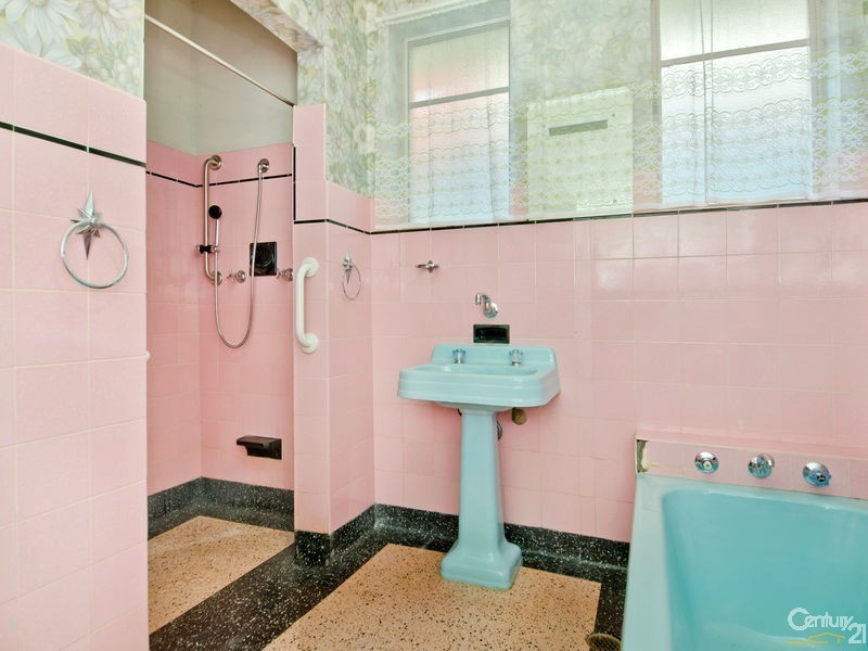 8 Highland Avenue, Torrens Park SA 5062