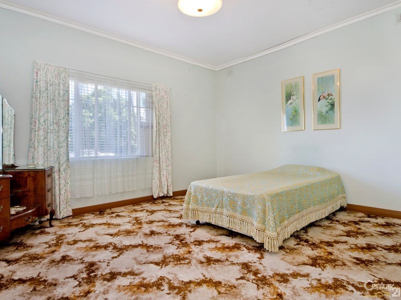 8 Highland Avenue, Torrens Park SA 5062