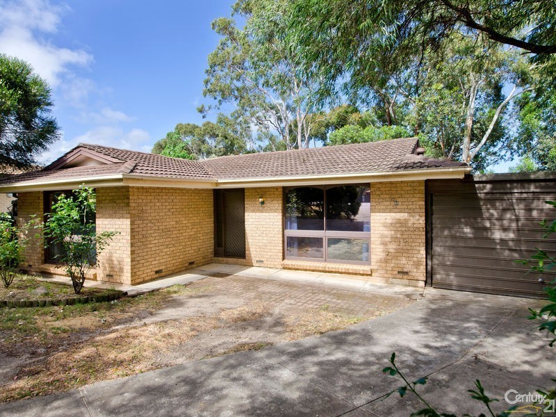 36 Oakridge Road, Aberfoyle Park SA 5159