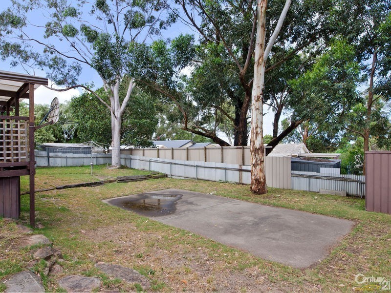 36 Oakridge Road, Aberfoyle Park SA 5159