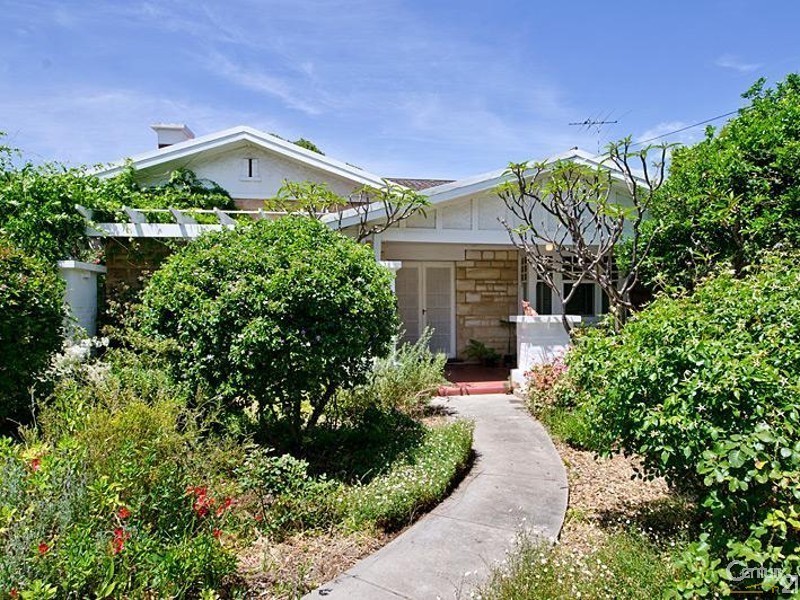 4 Claire Street, Lower Mitcham SA 5062