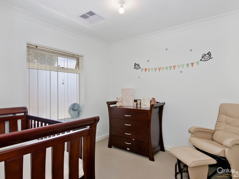 2/18 Quintus Terrace, Dover Gardens SA 5048