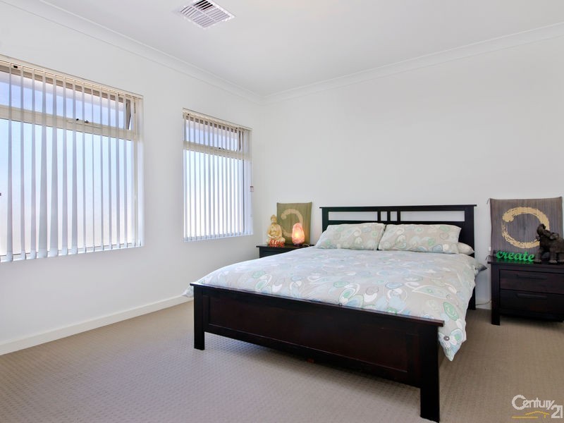 2/18 Quintus Terrace, Dover Gardens SA 5048