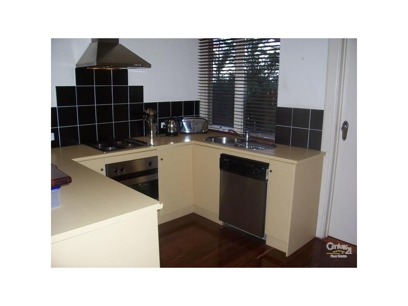 1/32 Weewanda Street, Glenelg South SA 5045