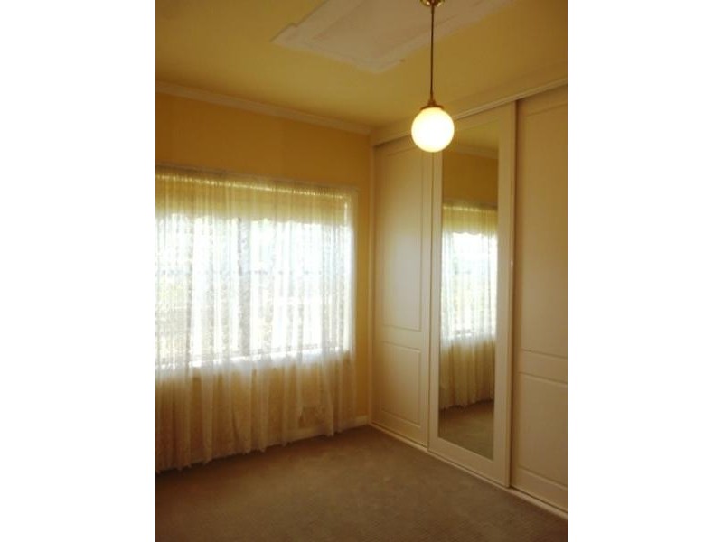 2 Cumberland Ave, Cumberland Park SA 5041