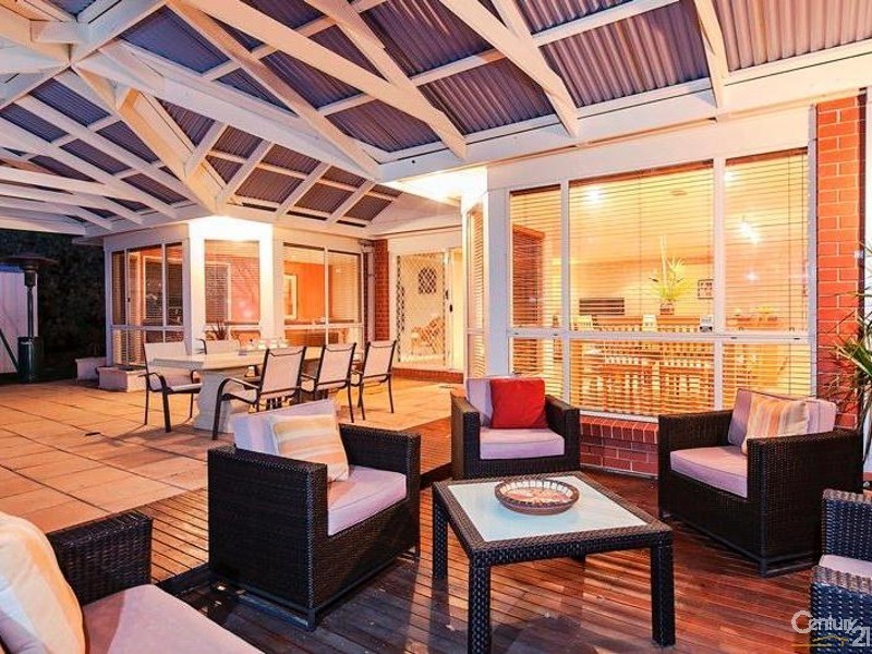 11 Newland Court, Craigburn Farm SA 5051