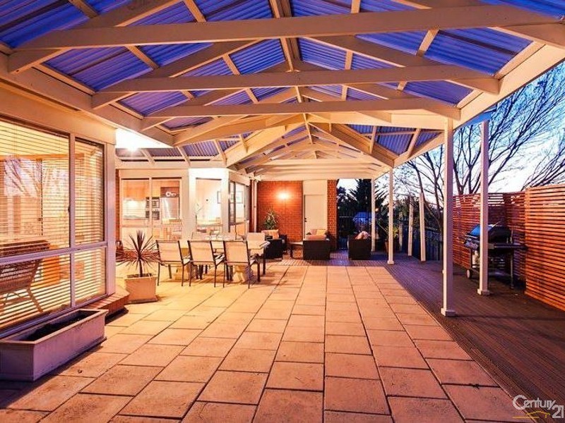 11 Newland Court, Craigburn Farm SA 5051