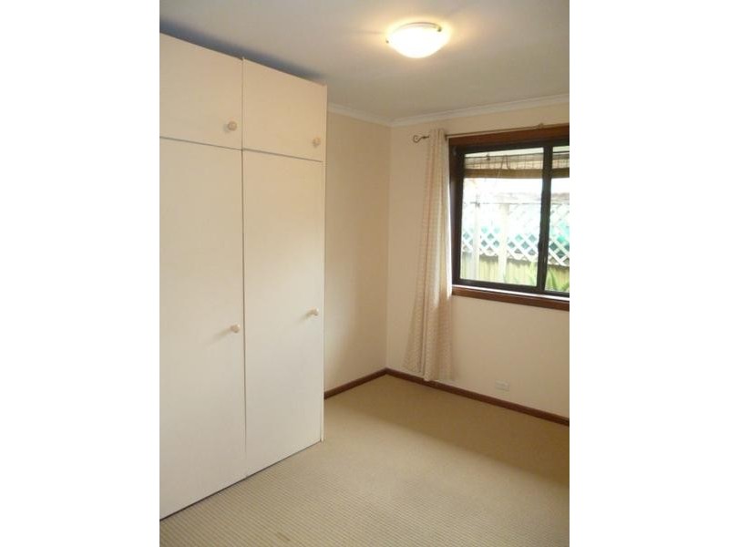 36 Oakridge Road, Aberfoyle Park SA 5159