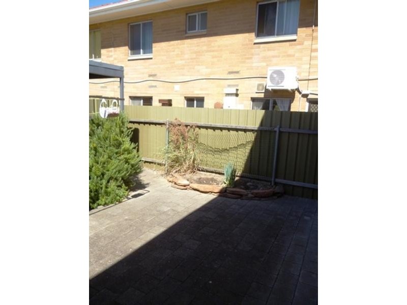 2/18 Sixth Avenue, Ascot Park SA 5043