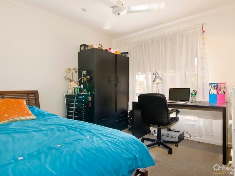 4/6  Cummings Crescent, Mitchell Park SA 5043