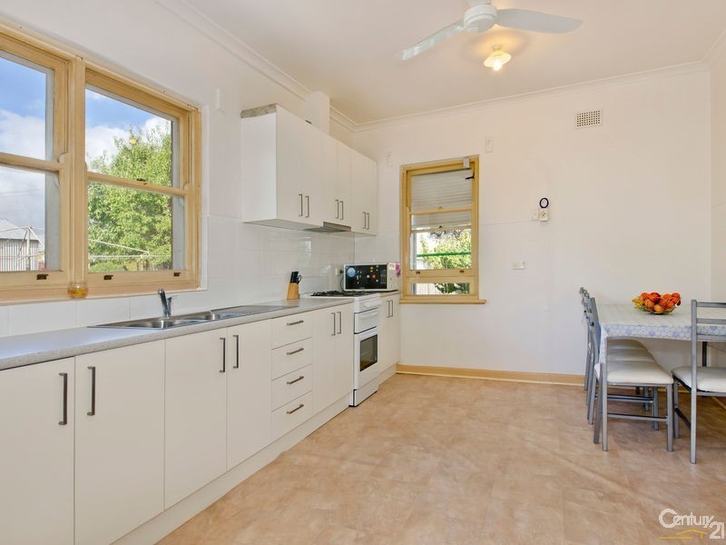 48 English Avenue, Clovelly Park SA 5042