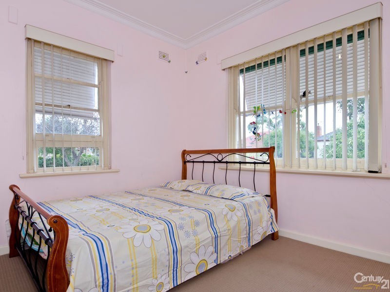 48 English Avenue, Clovelly Park SA 5042