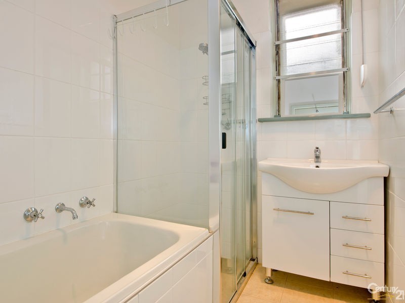 48 English Avenue, Clovelly Park SA 5042