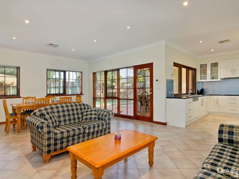 36 Harris Road, Vale Park SA 5081