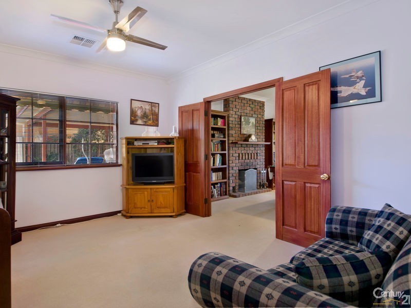 36 Harris Road, Vale Park SA 5081