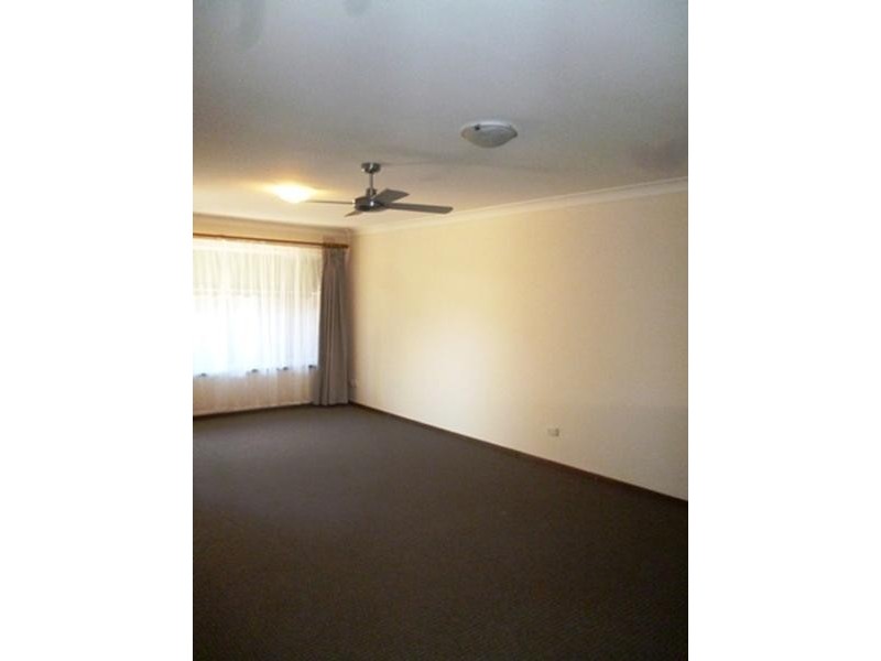 2/5 Dunrobin, Black Forest SA 5035