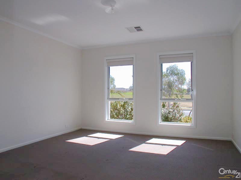 49 Nicholl Avenue, Aldinga Beach SA 5173