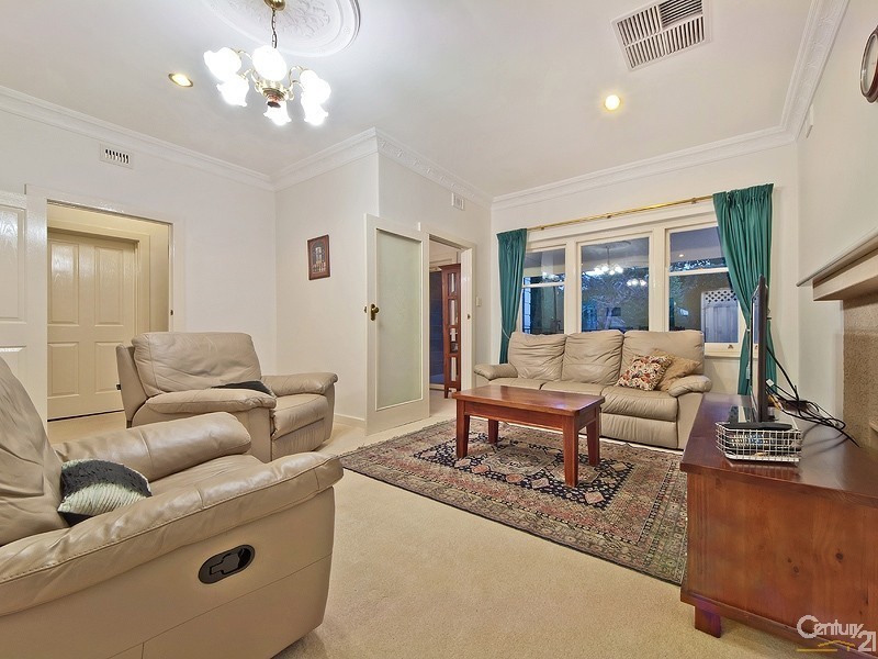 3 David Avenue, Black Forest SA 5035