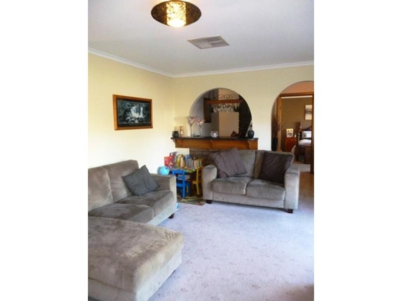 3 Dorita Court, Woodcroft SA 5162