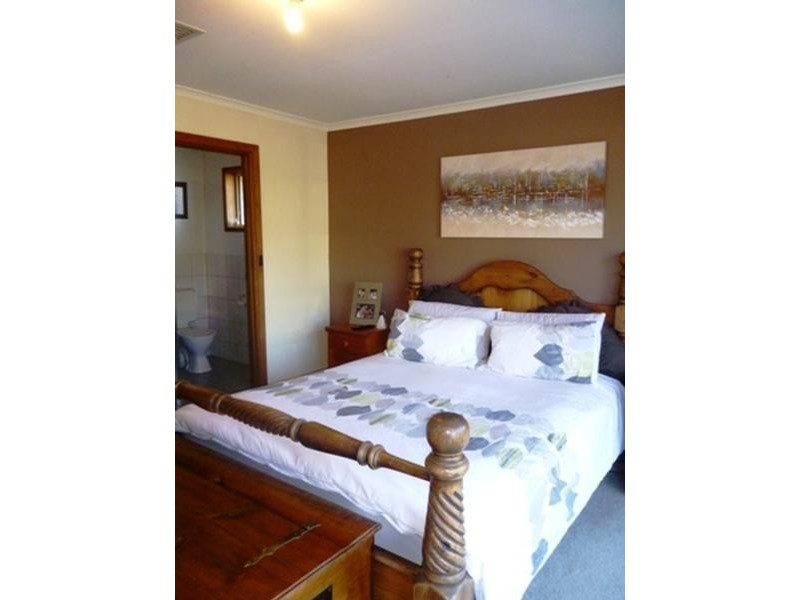 3 Dorita Court, Woodcroft SA 5162