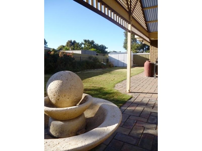 3 Dorita Court, Woodcroft SA 5162