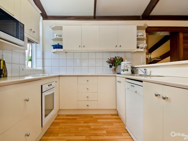 6 Ridgefield Avenue, Seaview Downs SA 5049