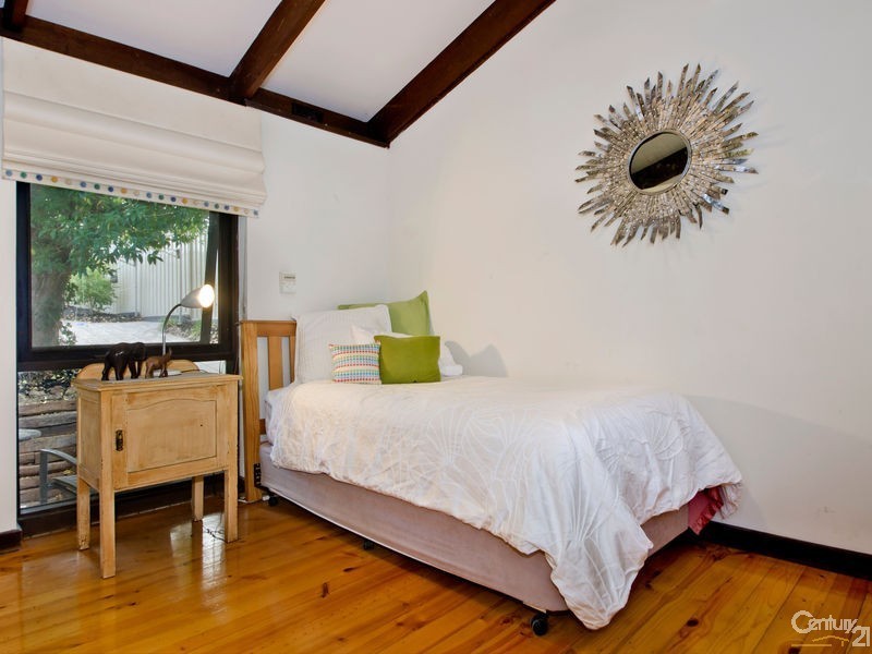 6 Ridgefield Avenue, Seaview Downs SA 5049