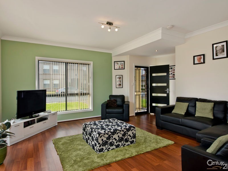 18 Richard Avenue, Mitchell Park SA 5043